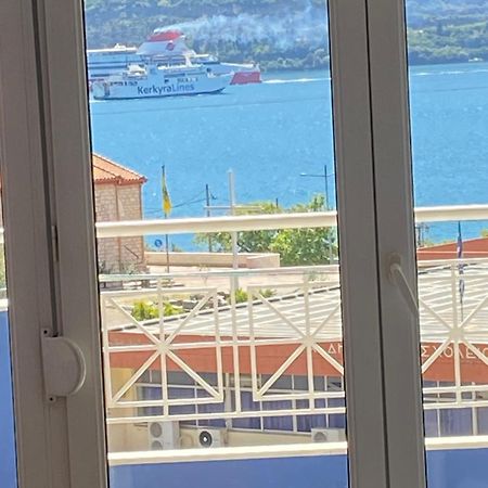 Marias Rooms Chantzara Spyropoulos Family Apart 50 Sqm 2Studios Sea View Far 50 M Harbour , Heart City, Flats To Let อีกูเมนิทซา ภายนอก รูปภาพ