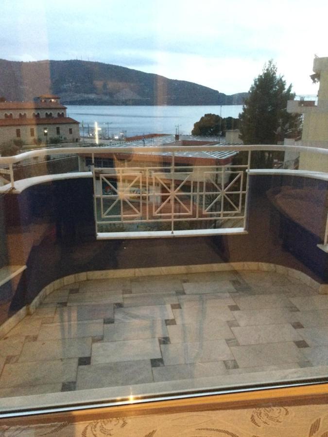 Marias Rooms Chantzara Spyropoulos Family Apart 50 Sqm 2Studios Sea View Far 50 M Harbour , Heart City, Flats To Let อีกูเมนิทซา ภายนอก รูปภาพ