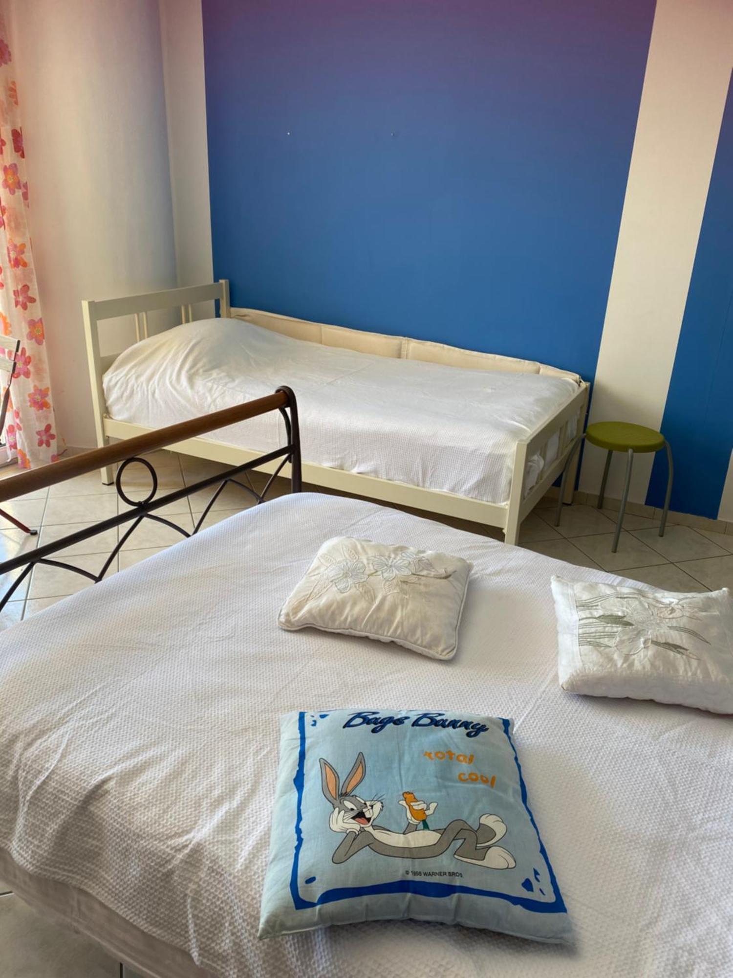 Marias Rooms Chantzara Spyropoulos Family Apart 50 Sqm 2Studios Sea View Far 50 M Harbour , Heart City, Flats To Let อีกูเมนิทซา ภายนอก รูปภาพ