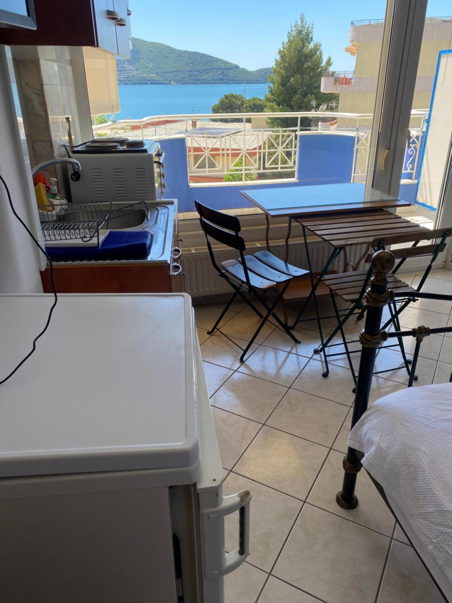 Marias Rooms Chantzara Spyropoulos Family Apart 50 Sqm 2Studios Sea View Far 50 M Harbour , Heart City, Flats To Let อีกูเมนิทซา ภายนอก รูปภาพ