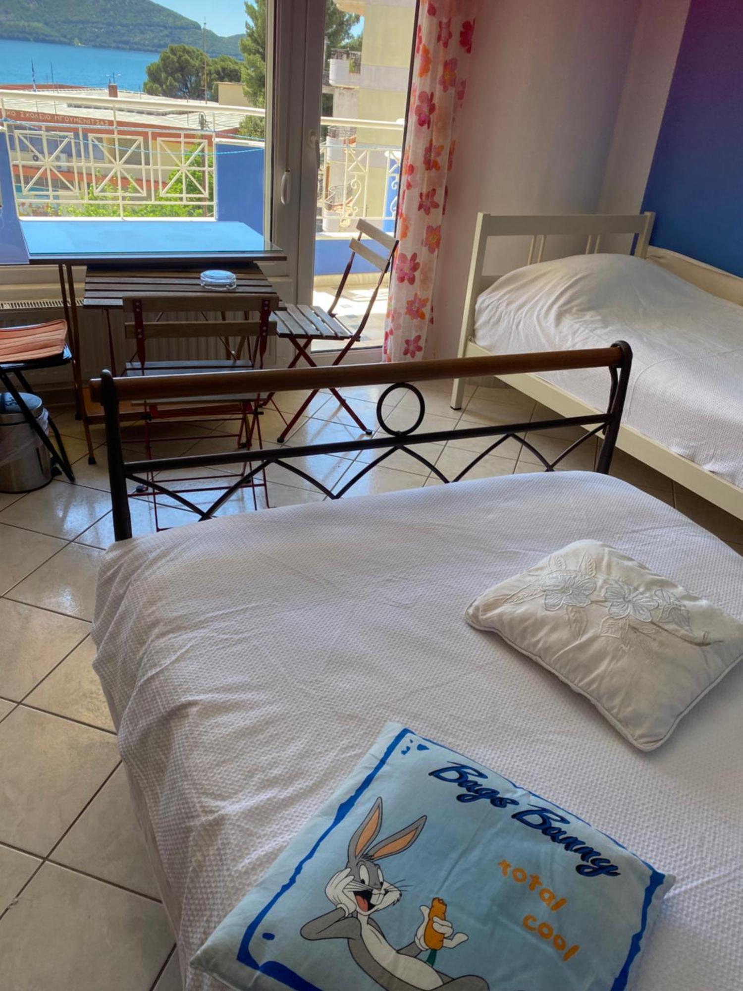 Marias Rooms Chantzara Spyropoulos Family Apart 50 Sqm 2Studios Sea View Far 50 M Harbour , Heart City, Flats To Let อีกูเมนิทซา ภายนอก รูปภาพ